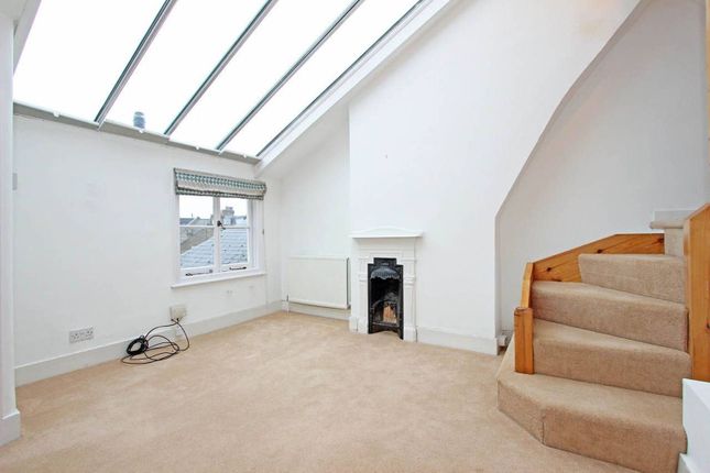 Thumbnail Terraced house to rent in Hotham Road, West Putney, London
