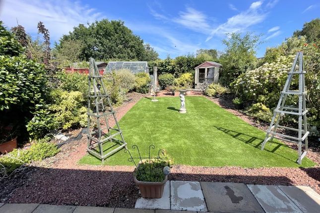 15, Beacon Way, St Osyth photo 2