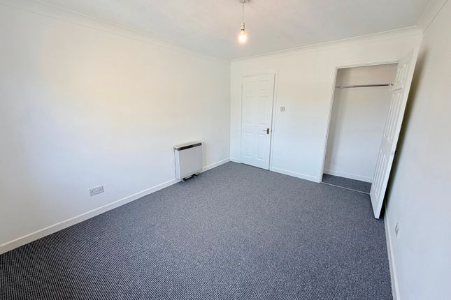 7 Sheringham Court, Stowmarket photo 2
