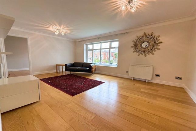 Flat B3, Harewood Court Marsland Road, Sale photo 2