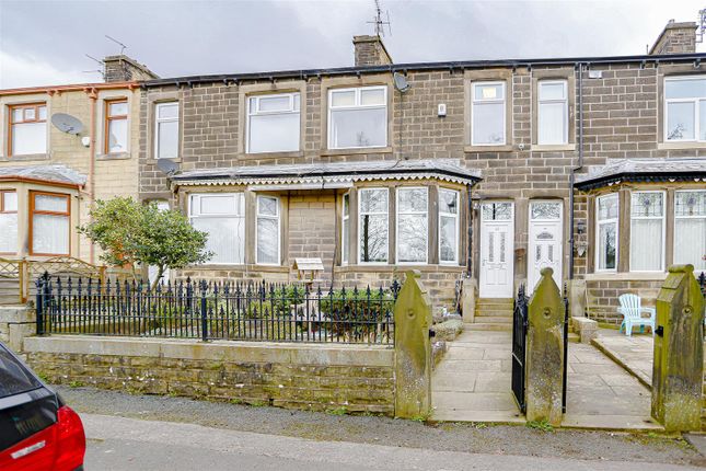 32, Carr Hall Road, Barrowford photo 2