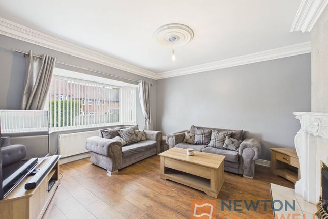 14 Irvine Close, Walsall photo 2
