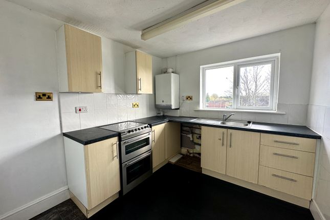72, King Street Bradley, Wolverhampton photo 4