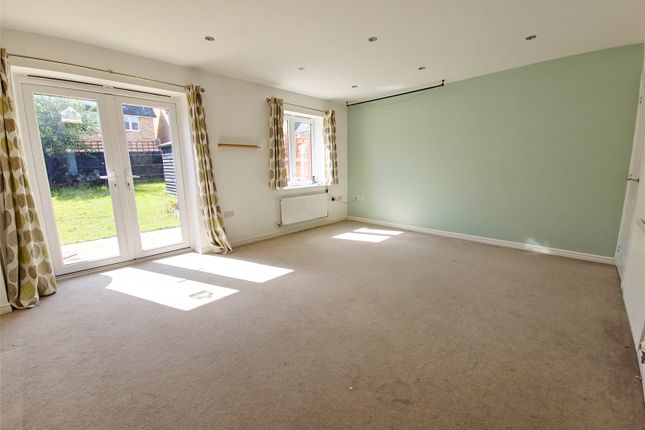 14, Collerne Street, Essex photo 3