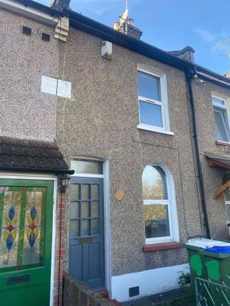 2-bed house on Battle Road, Erith, £1,485/mo