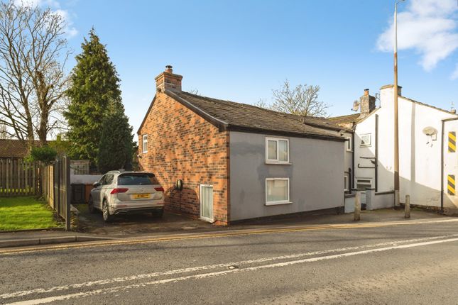 151, Newmarket Road, Lancashire photo 2