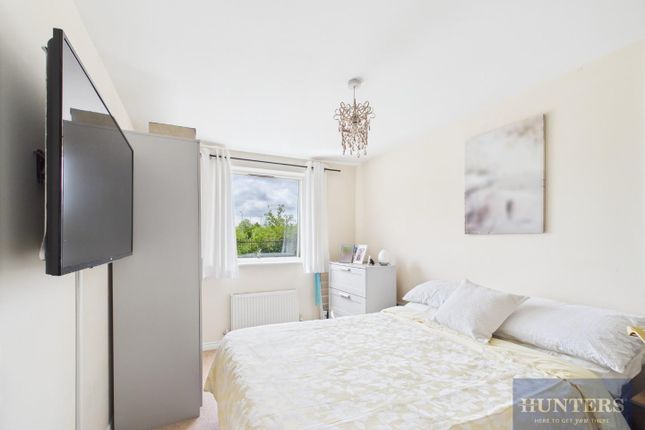 Renard Court, Flat 3, Sotherby Drive, Cheltenham photo 5