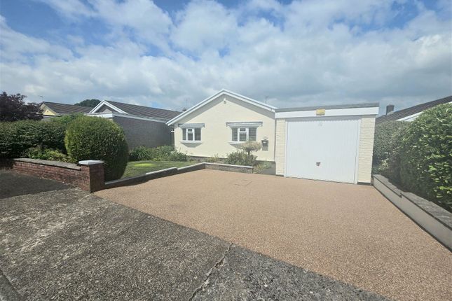 Thumbnail Bungalow for sale in Ynys Werdd, Penllergaer, Swansea