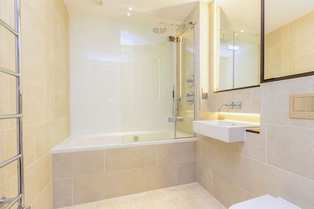 Apartment 15, 2, Drapers Yard, London photo 5