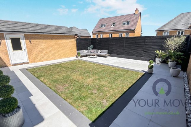 20, Peregrine Way, Bedford photo 3