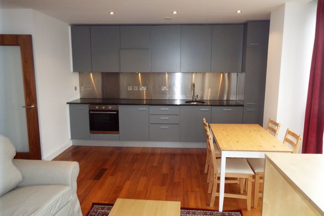 57, Cardiff photo 3