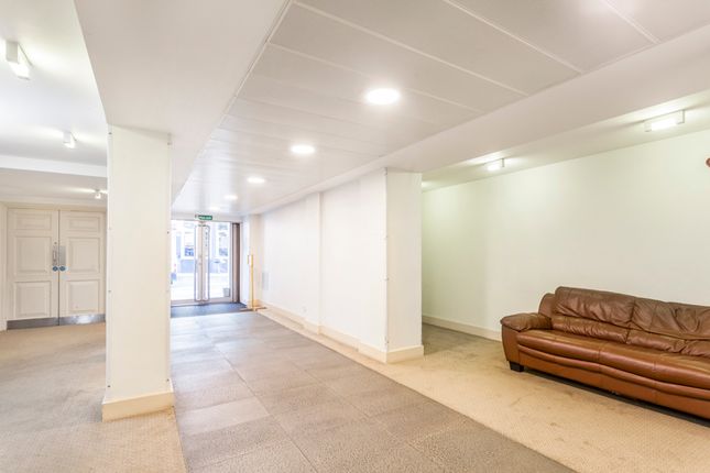 Studio for sale in Fetter Lane, London