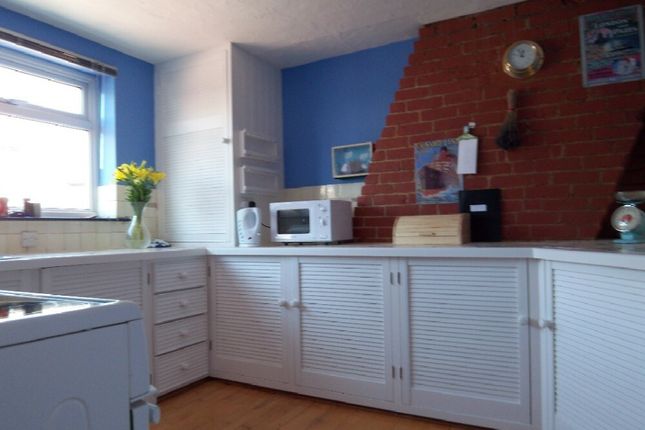 4 Northwood Place, Terminus Road, Cowes photo 3