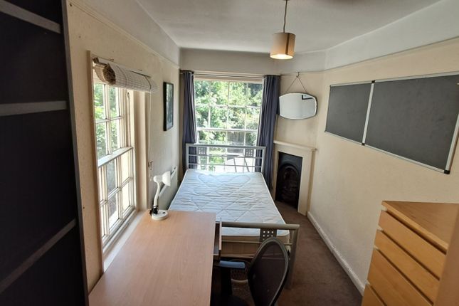Room 1, 38, Belle Vue Street, York photo 4