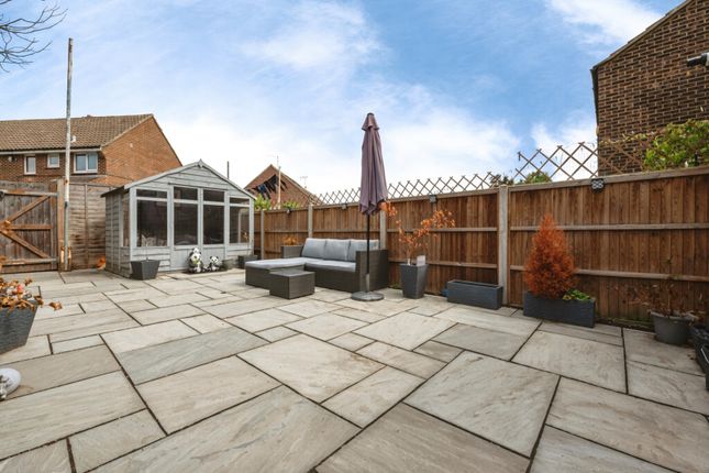 17, Apsledene, Gravesend photo 5