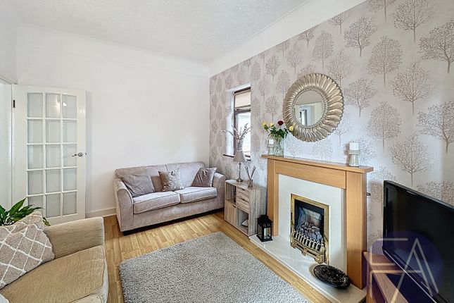 19, Moss Side, Liverpool photo 4