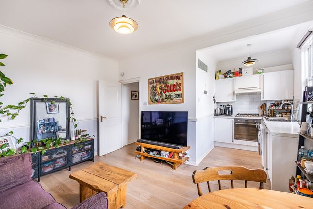 Flat for sale in Lanhill Road, London