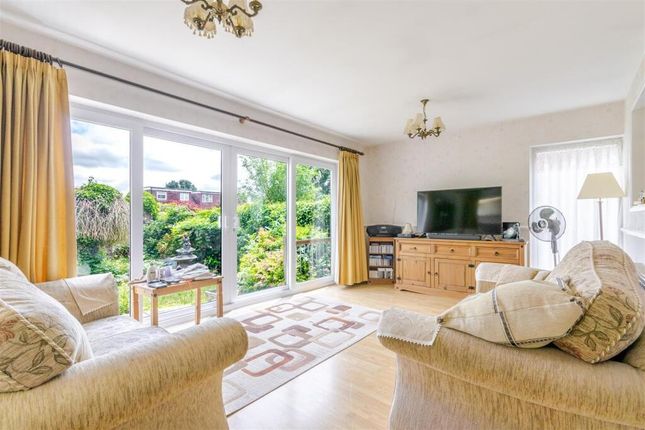 18, Charlbury Road, Ickenham photo 2