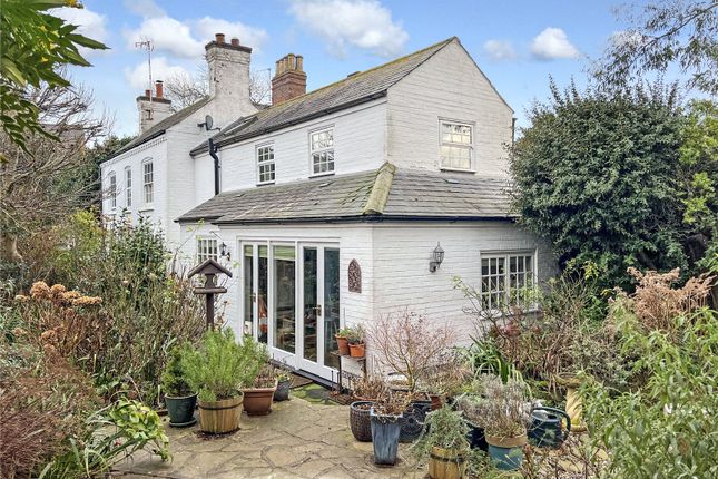 Thumbnail Cottage for sale in Saddington Road, Fleckney, Leicester, Leicestershire