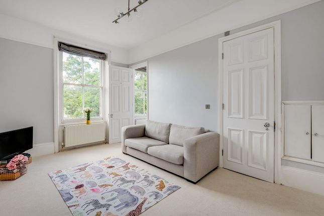Flat to rent in Old Palace Lane, Richmond
