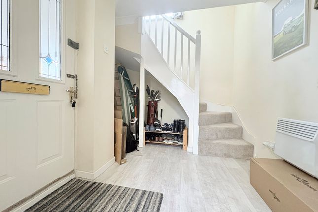 13, Merrivale Close, Kettering photo 5