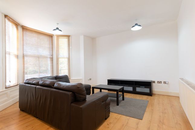 Apt 6, Hartshaw, Rotherham photo 5