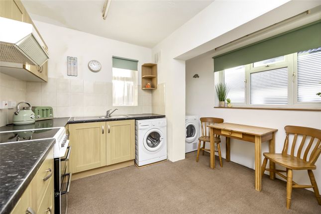 30, Alandale Road, Lancing photo 2
