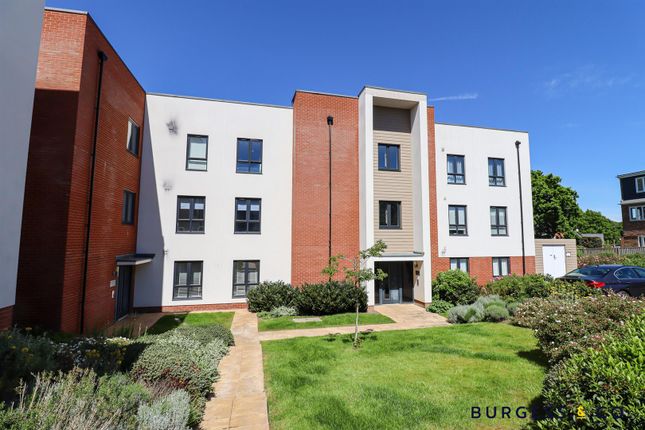 Thumbnail Flat for sale in Brooklands Road, Bexhill-On-Sea