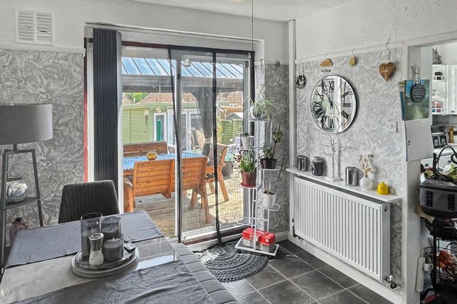 3, Ashdown Road, High Wycombe photo 3