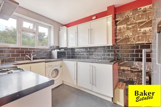 437, New North Road, Hainault photo 4