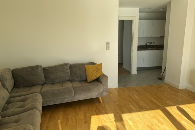 19, Liverpool photo 5