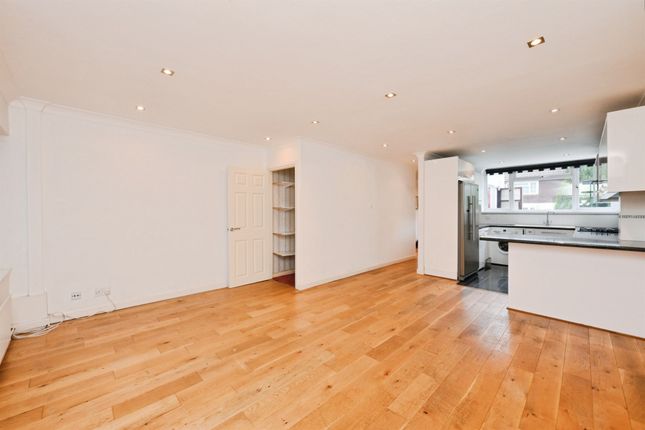 5, Marlands, Sawbridgeworth photo 4