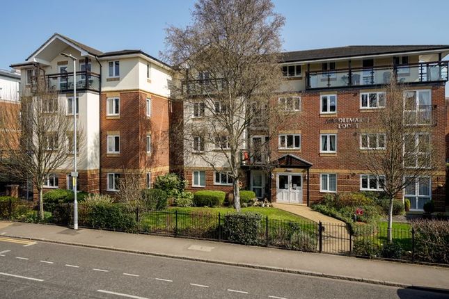 Thumbnail Flat for sale in High Street, Rickmansworth