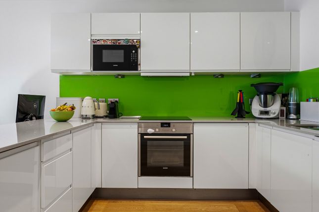 85 Canonbury Road, Islington photo 3