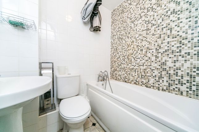 Flat 1, Fawley Mews, Reading photo 3