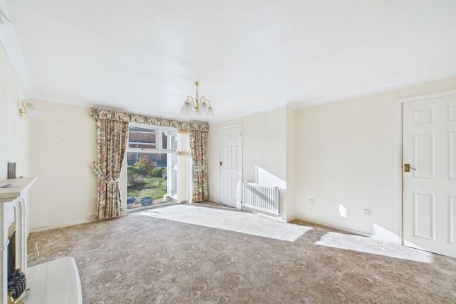 13, St. Mawes Drive, Paignton photo 3