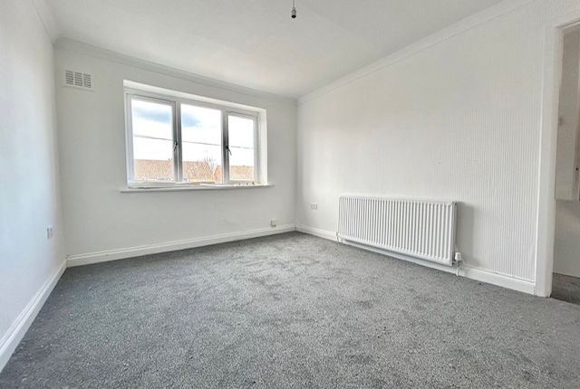 45, Dillam Close, Coventry photo 3