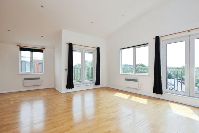 Flat 13, Hildenbrook House,, The Slade, Kent photo 2