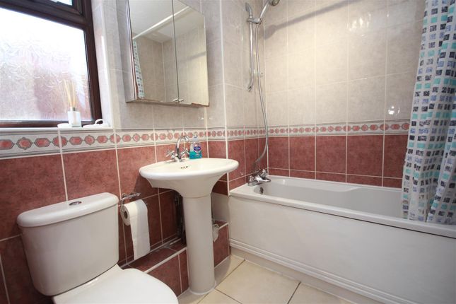 42, Humber Road, Dartford photo 5