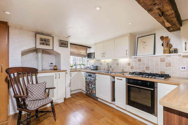 Town house for sale in St. Johns Street, Winchester