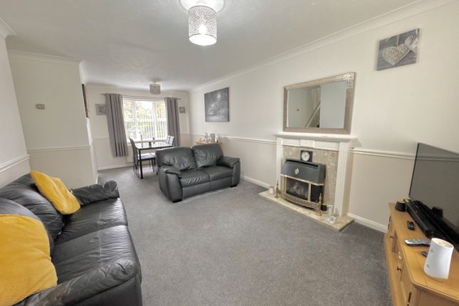 5, Merlin Close, Seaham photo 3