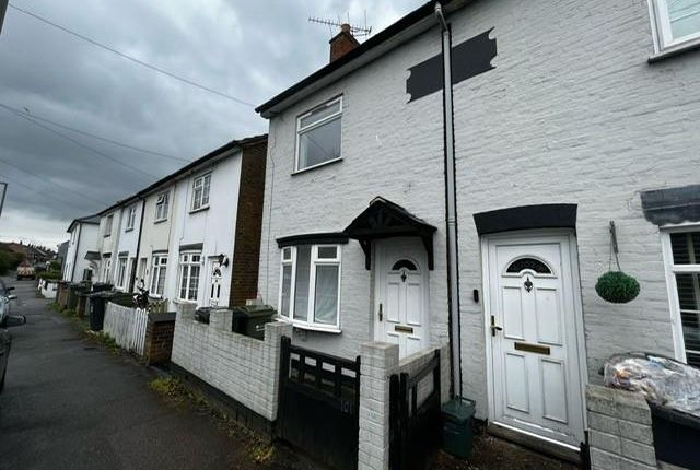 Thumbnail Semi-detached house to rent in Stoughton Road, Guildford