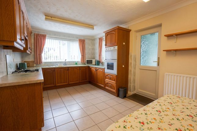 72 Ely Road, Ely photo 4