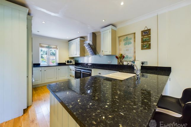 3, The Maltings Liphook Road, Bordon photo 4
