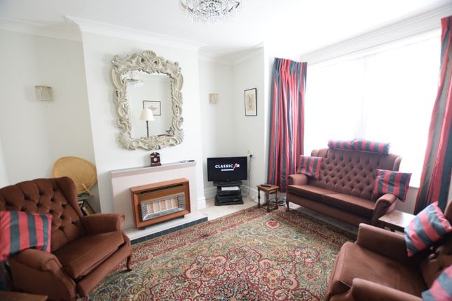 3, Belmore Road, Eastbourne photo 4