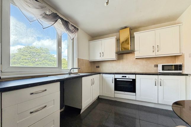 2/2, 39, Rossendale Court, Glasgow photo 4