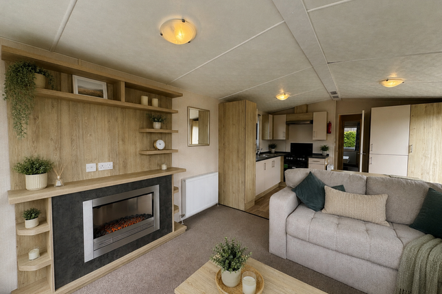 2-bed caravan on Sampool Ln, Levens, Kendal, £54,995