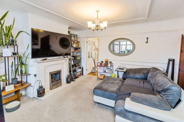 6, Mainwaring Drive, Cheshire photo 2