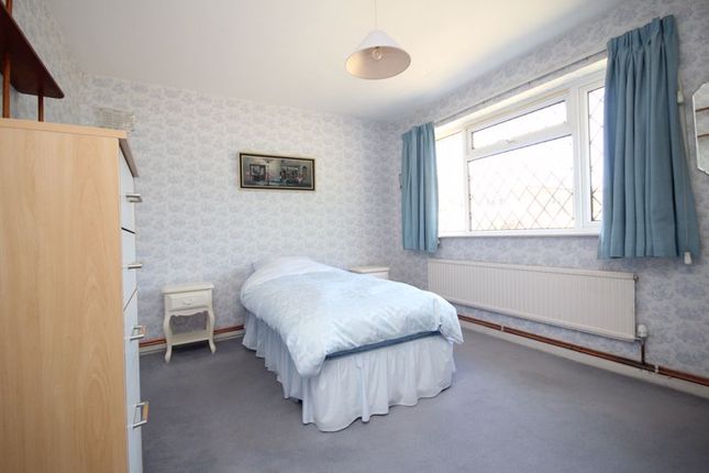 Detached bungalow for sale in Wyndham Close, Leigh, Tonbridge