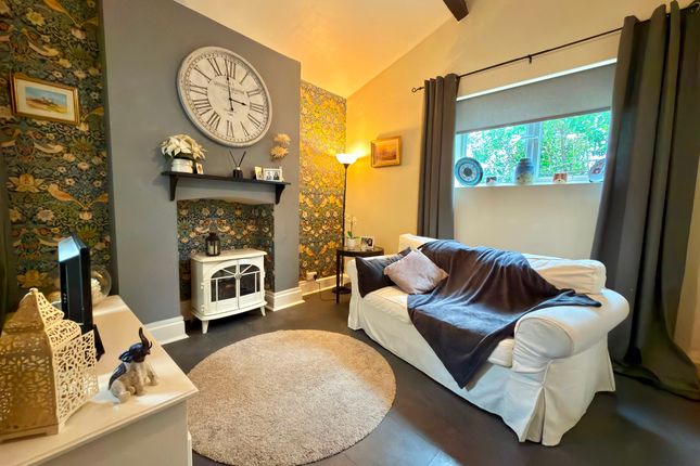 68 Church Road, Lydney photo 4